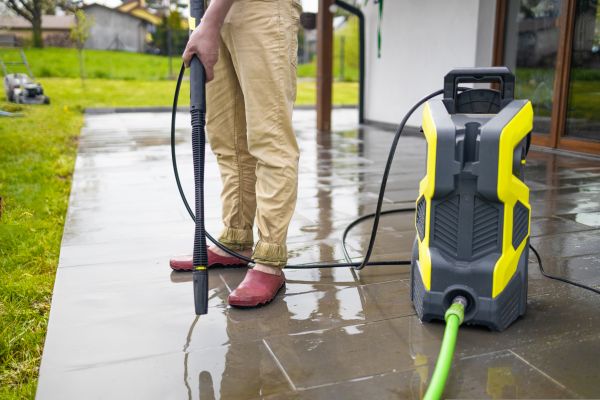 Cost of Porch Pressure Washing in Oxnard