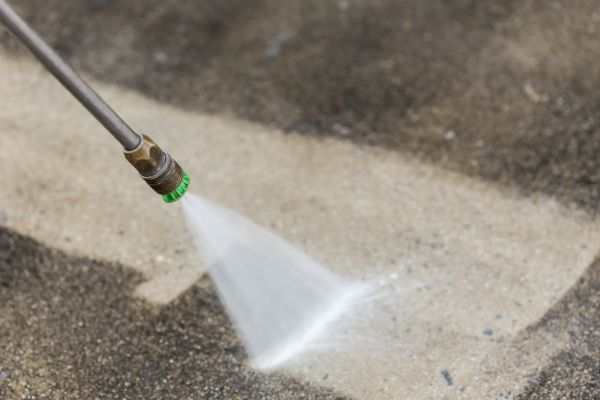 Cost of Garage Floor Power Washing in Oxnard