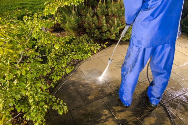 Cost of Hardscape Cleaning in Oxnard