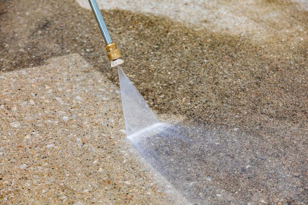 Cost of Driveway Pressure Cleaning in Oxnard
