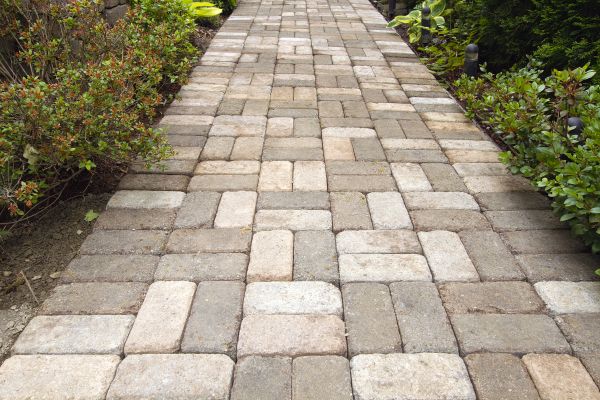Cost of Paver Walkway Cleaning in Oxnard